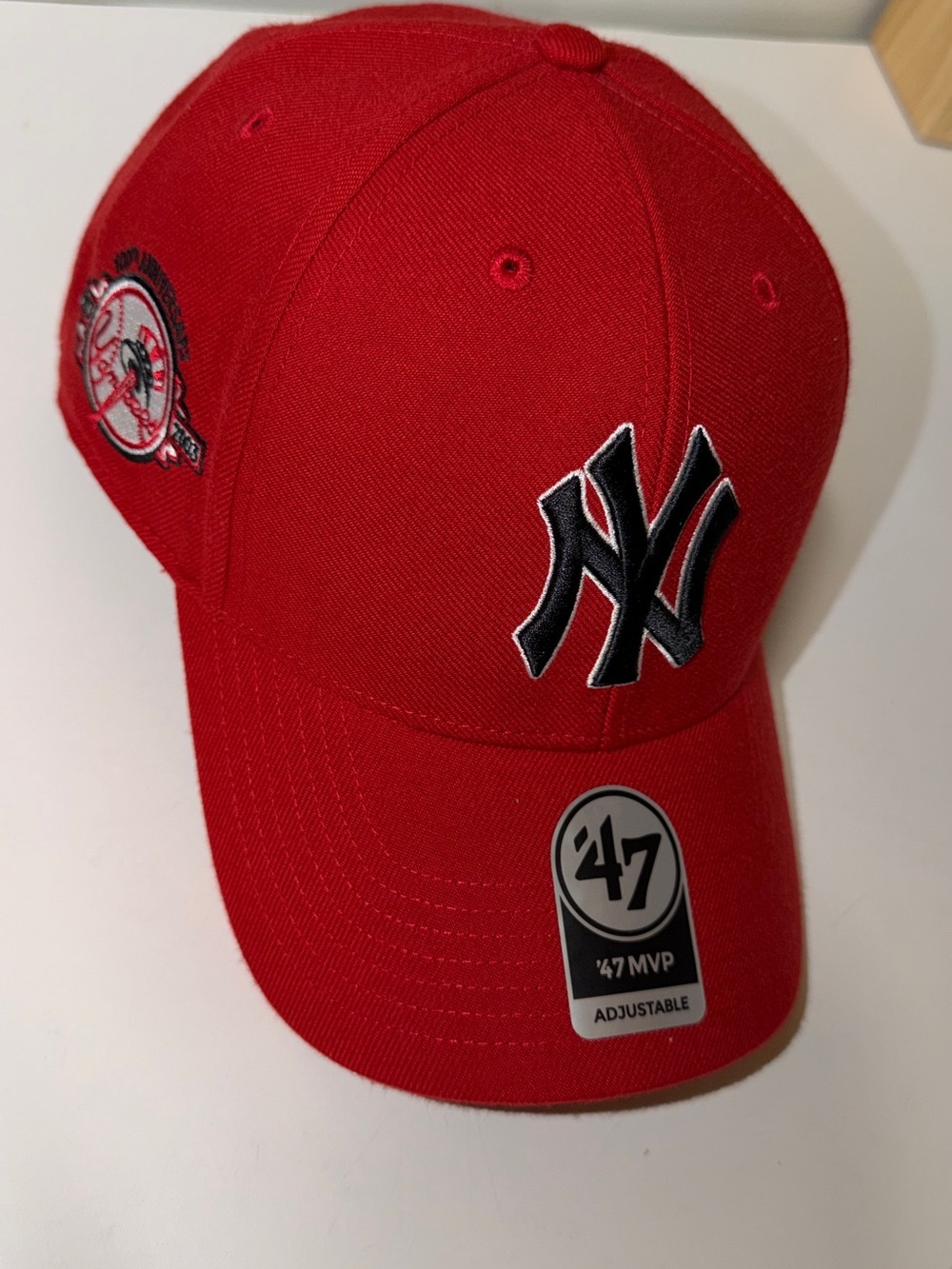 47 Red New York Yankees Black-Trim Logo Adjustable Baseball Cap